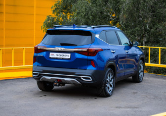 Подержанный автомобиль Kia Seltos 2022 года (4 фото)
