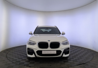 Подержанный автомобиль BMW X3 2021 года (2 фото)