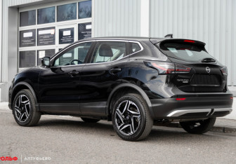 Новый Nissan Qashqai 2025 (2 фото)