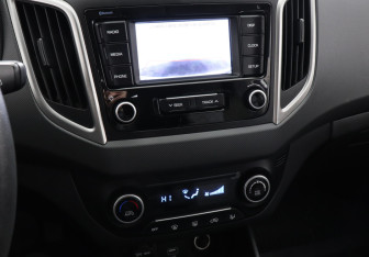 Подержанный автомобиль Hyundai Creta 2020 года (13 фото)