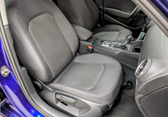 Подержанный автомобиль Audi A3 Sedan 2017 года (23 фото)
