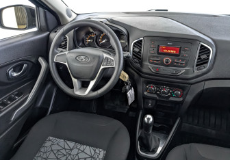 Подержанный автомобиль LADA (ВАЗ) XRAY 2022 года (27 фото)