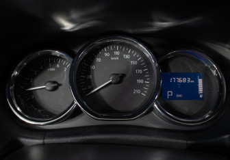 Подержанный автомобиль Nissan Terrano 2018 года (12 фото)