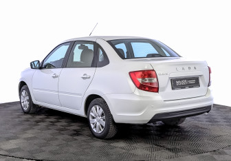 Подержанный автомобиль LADA (ВАЗ) Granta Sedan 2023 года (7 фото)