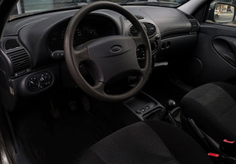 Подержанный автомобиль LADA (ВАЗ) Kalina Hatchback 2011 года (11 фото)