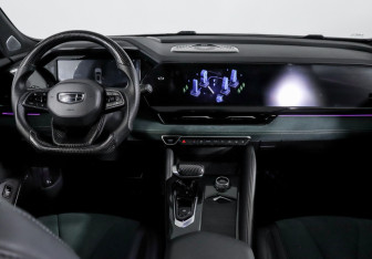 Подержанный автомобиль Geely Monjaro 2023 года (12 фото)