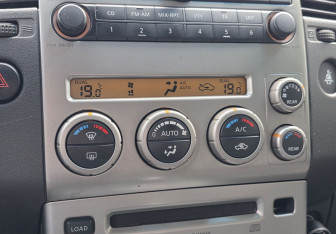 Подержанный автомобиль Nissan Pathfinder 2007 года (14 фото)