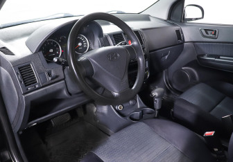 Подержанный автомобиль Hyundai Getz 2010 года (12 фото)