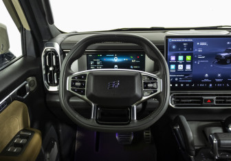 Подержанный автомобиль Jetour T2 2024 года (11 фото)