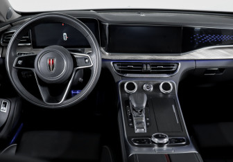 Подержанный автомобиль Hongqi H9 2023 года (12 фото)