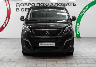 Подержанный автомобиль Peugeot Traveller 2018 года (2 фото)