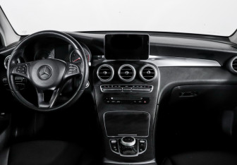 Подержанный автомобиль Mercedes-Benz GLC Coupe 2016 года (12 фото)