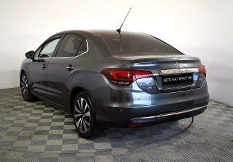 Подержанный автомобиль Citroen C4 Sedan 2016 года (4 фото)