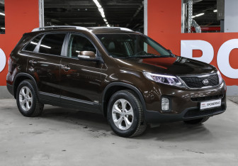 Подержанный автомобиль Kia Sorento 2018 года (3 фото)