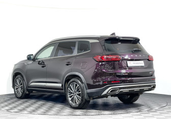 Подержанный автомобиль Chery Tiggo 8 Pro 2023 года (7 фото)