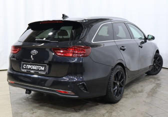 Подержанный автомобиль Kia Ceed Wagon 2019 года (4 фото)