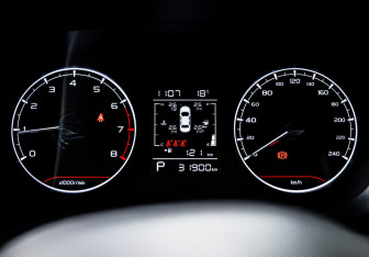 Подержанный автомобиль Geely Emgrand 2024 года (11 фото)