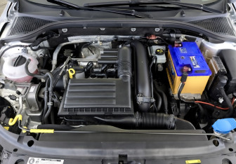 Подержанный автомобиль Skoda Octavia Liftback 2017 года (9 фото)