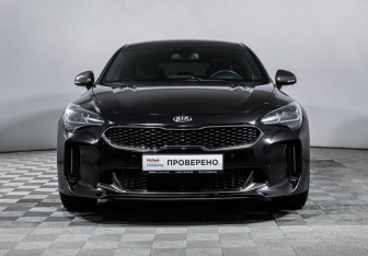 Подержанный автомобиль Kia Stinger 2018 года (2 фото)