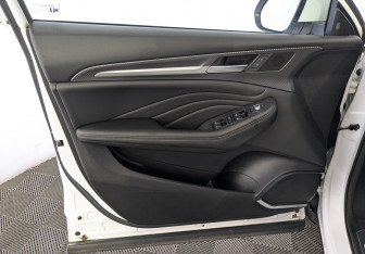 Подержанный автомобиль Haval F7x 2021 года (19 фото)