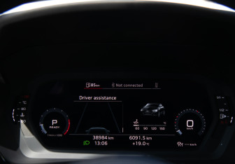 Подержанный автомобиль Audi A3 Sedan 2022 года (10 фото)