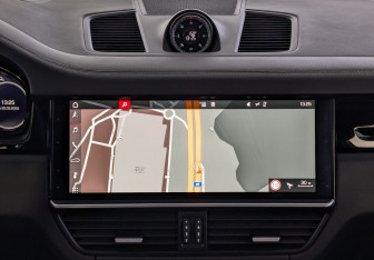 Подержанный автомобиль Porsche Cayenne 2019 года (17 фото)