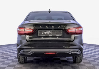 Подержанный автомобиль LADA (ВАЗ) Vesta Sedan 2025 года (6 фото)