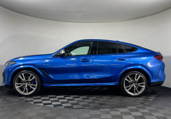 Подержанный автомобиль BMW X6 2019 года (5 фото)