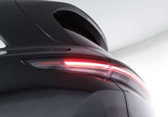 Подержанный автомобиль LiXiang L7 2024 года (23 фото)