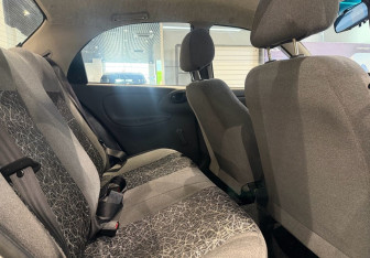 Подержанный автомобиль Chevrolet Lanos 2008 года (11 фото)