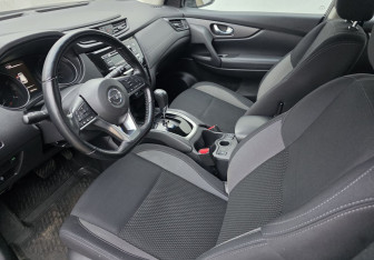 Подержанный автомобиль Nissan Qashqai 2021 года (9 фото)