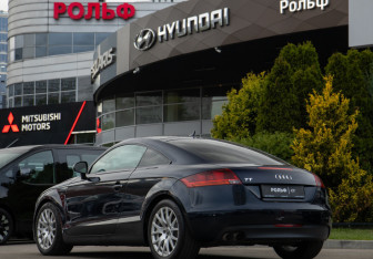 Подержанный автомобиль Audi TT Coupe 2007 года (5 фото)