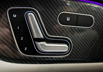 Подержанный автомобиль Mercedes-Benz GLB 2021 года (26 фото)