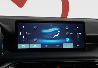 Подержанный автомобиль Kaiyi E5 2023 года (14 фото)