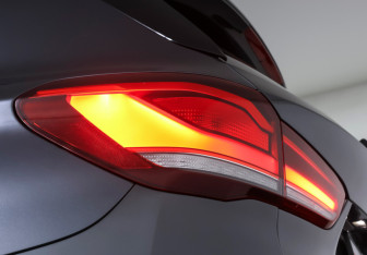 Подержанный автомобиль BMW X1 2019 года (23 фото)