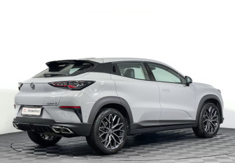 Подержанный автомобиль Changan UNI-T 2023 года (5 фото)