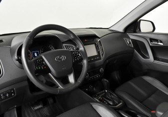 Подержанный автомобиль Hyundai Creta 2020 года (11 фото)