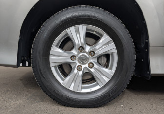 Подержанный автомобиль Lexus LX 2017 года (12 фото)