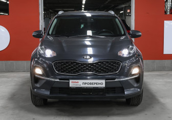 Подержанный автомобиль Kia Sportage 2021 года (2 фото)