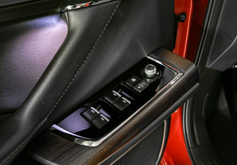 Подержанный автомобиль Mazda CX-9 2021 года (28 фото)