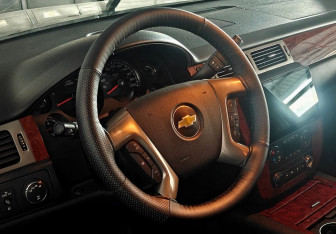 Подержанный автомобиль Chevrolet Tahoe 2012 года (12 фото)