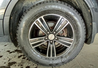 Подержанный автомобиль Opel Mokka 2013 года (17 фото)