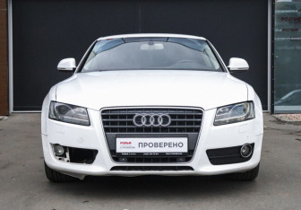 Подержанный автомобиль Audi A5 Coupe 2009 года (2 фото)