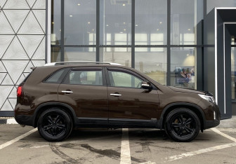 Подержанный автомобиль Kia Sorento 2019 года (4 фото)
