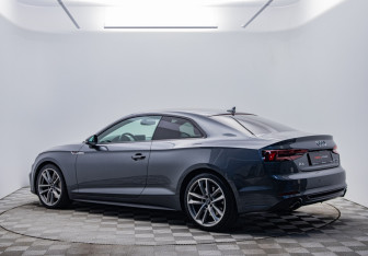 Подержанный автомобиль Audi A5 Coupe 2018 года (7 фото)