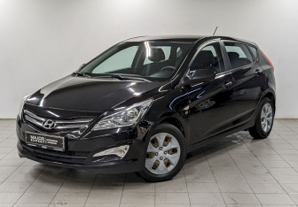 Подержанный автомобиль Hyundai Solaris Hatchback 2015 года (1 фото)