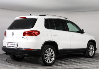 Подержанный автомобиль Volkswagen Tiguan 2011 года (5 фото)