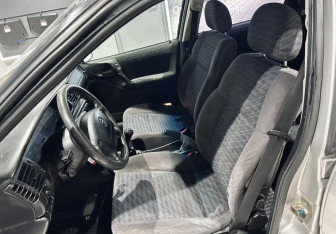 Подержанный автомобиль Opel Vectra Sedan 1997 года (9 фото)