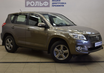 Подержанный автомобиль Toyota RAV4 2012 года (2 фото)