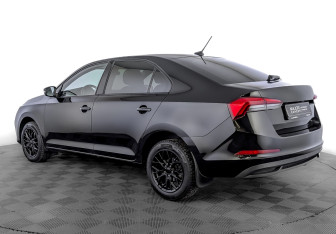 Подержанный автомобиль Skoda Rapid Liftback 2020 года (7 фото)